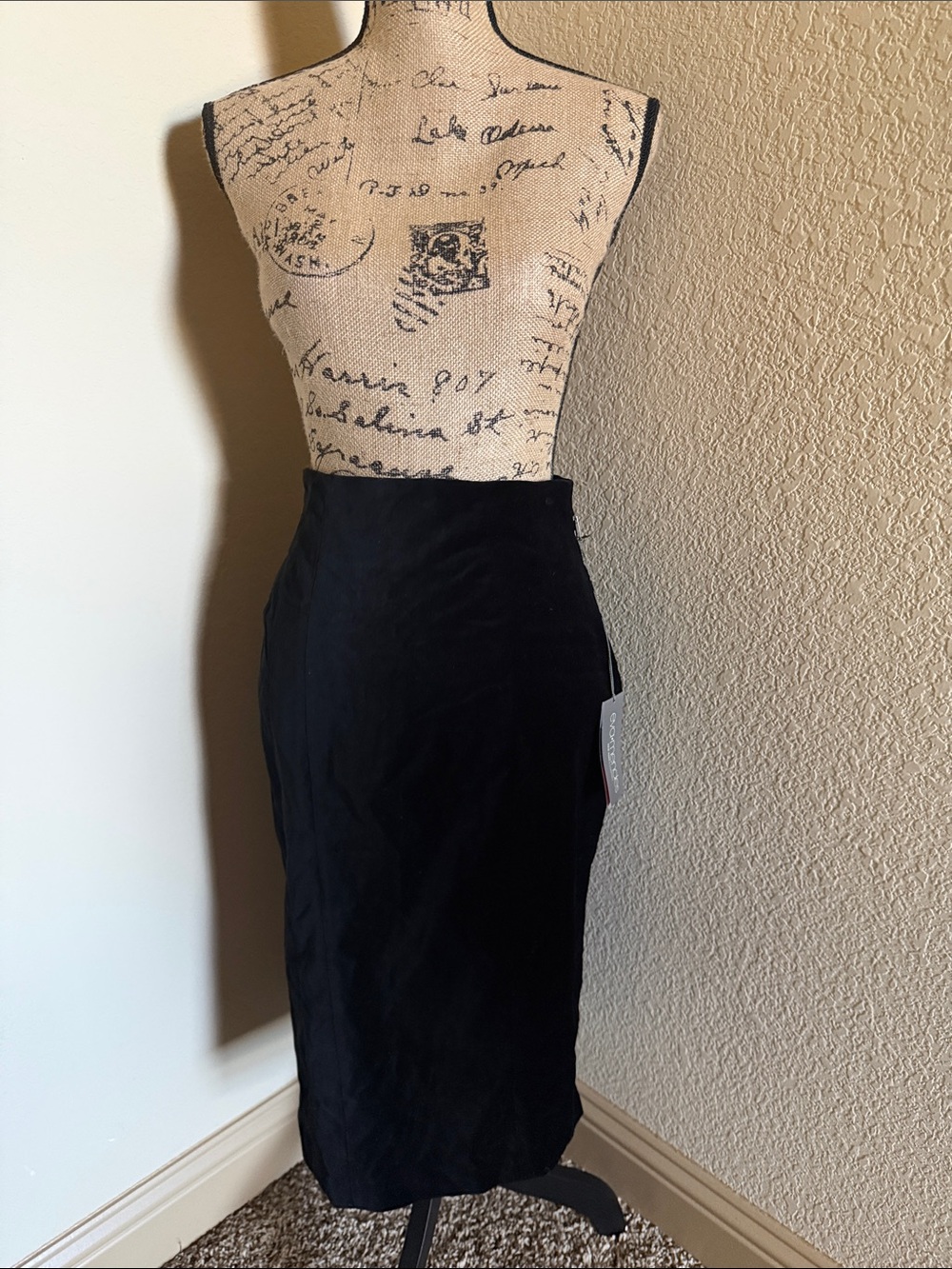 eva mendes for New York & Company Black Pencil Skirt